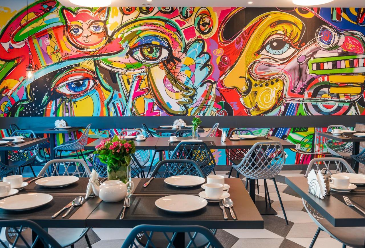 Amarant Apart Hotel Kiev Extérieur photo