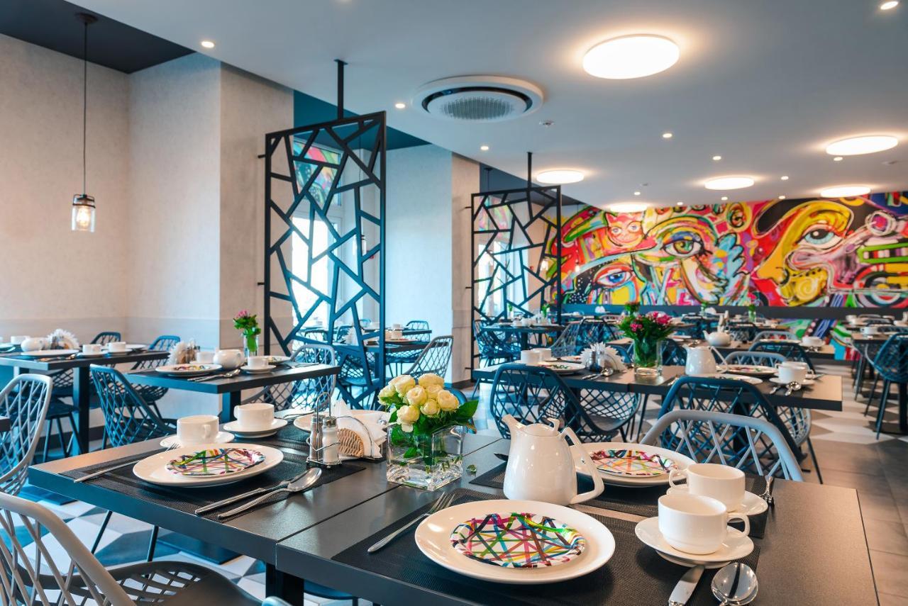 Amarant Apart Hotel Kiev Extérieur photo