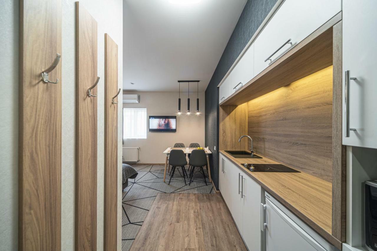 Amarant Apart Hotel Kiev Extérieur photo